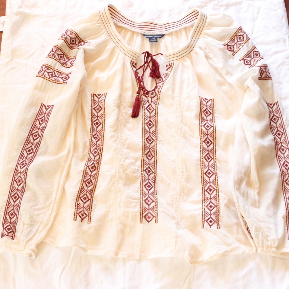 American Eagle Outfitters Long Sleeved Shirt